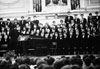 27 мая 1984. Отчётный концерт в Капелле. Верхний ряд: Г. Ч. Багиров, Д. В. Мызников, Ю. Б. Лебедев, Д. А. Уханёв, Д. О. Медников, А. А. Никанов, Ю. Н. Семёнов (органист), И. В. Вербицкий, А. Л. Волков, Д. В. Шмелёв, Э. Е. Кротман, Е. А. Павлов.Четвёртый ряд: ?, ?, ?, ?, С. М. Пабузин, ?, ?, ?, ?, ?.Третий ряд: Д. Б. Седов, В. М. Новиков, ?, И. А. Биленко, А. Ю. Гаврин, А. С. Гарибьян, ?, Н. Г. Сенкевич, В. В. Сафонов, Д. Н. Барбашин, О. В. Казаков, В. А. Тюльпанов, ?, И. Е. Банник, А. Ю. Шметков, ?, Д. В. Тимонин.Второй ряд: ?, В. А. Говоров, Е. Питин, П. Ю. Трубинов, А. Г. Филиппов, М. Ю. Никаноров, К. М. Антонов, А. Уткин, В. Стадниченко, К. Л. Соколов, ?, В. В. Иванов, А. Фёдоров, Д. В. Аверин, В. В. Богданов, В. С. Бушин, Ю. Г. Каплунов.Первый ряд: ?, А. В. Дацук, Д. В. Троицкий, А. Б. Беляев, А. В. Бордак, С. Л. Носихин, А. А. Тимченко, Р. Р. Наразьянц, А. В. Дидковский, В. В. Петровский, М. А. Александров, М. Ю. Семёнов, И. В. Генкин, ?.